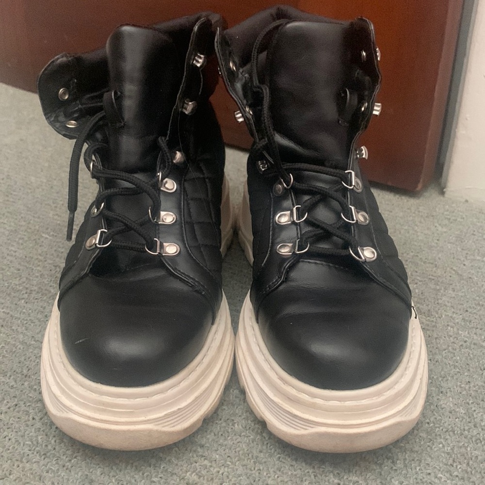 Fall boots